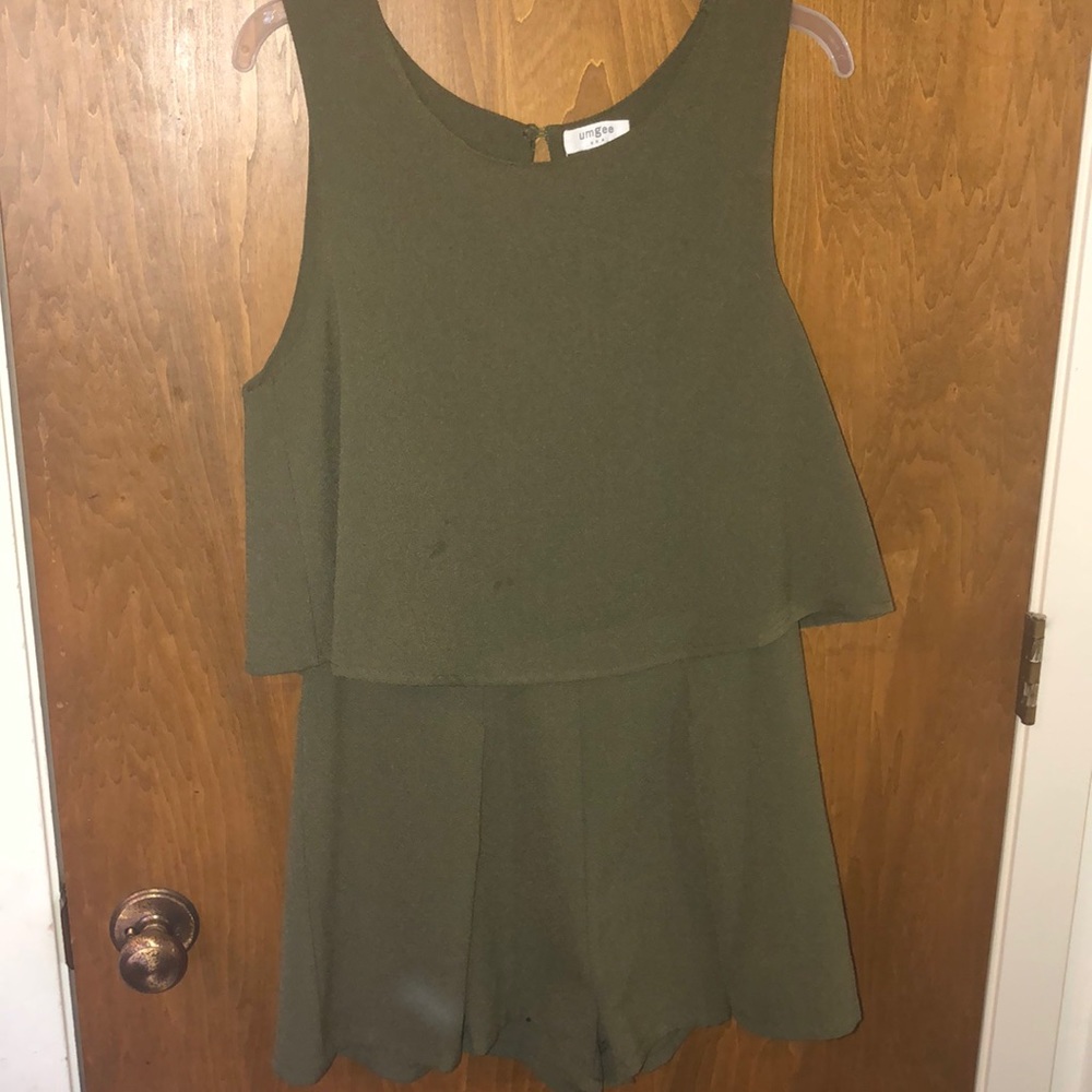 OLIVE GREEN ROOMPER
